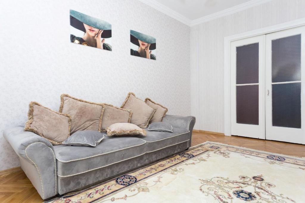 Apartment Lenina 3 明斯克 外观 照片