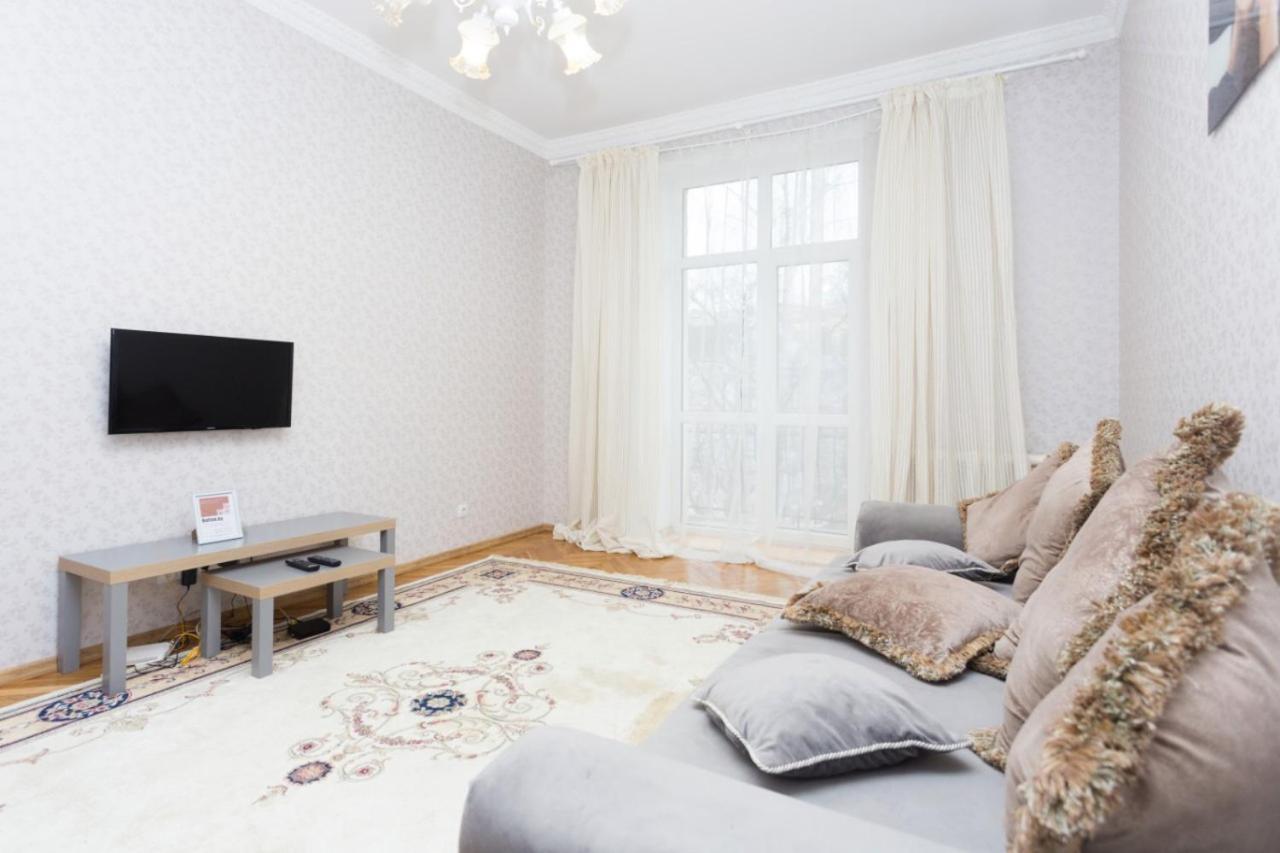 Apartment Lenina 3 明斯克 外观 照片